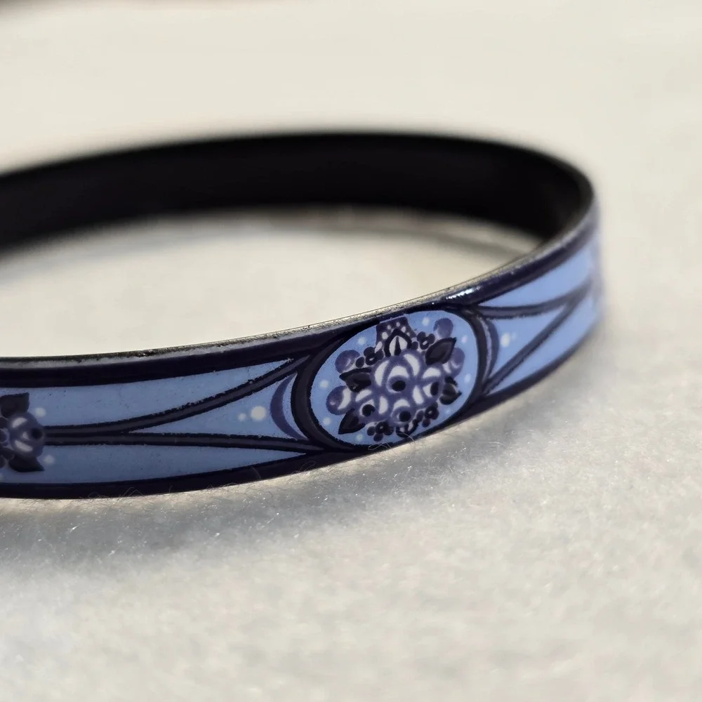 Michaela Frey Vintage Blue Floral Enamel Bangle Bracelet Austria 7.5 Inch